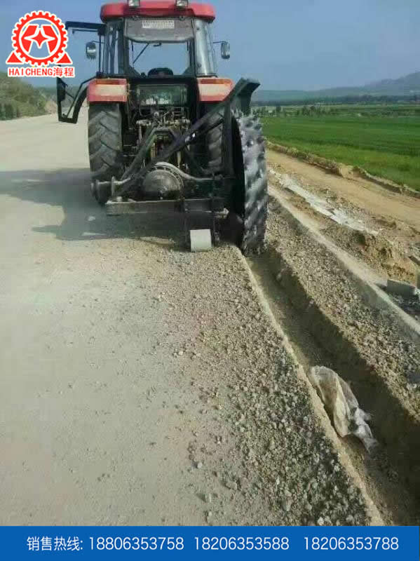 盤式開溝機(jī)